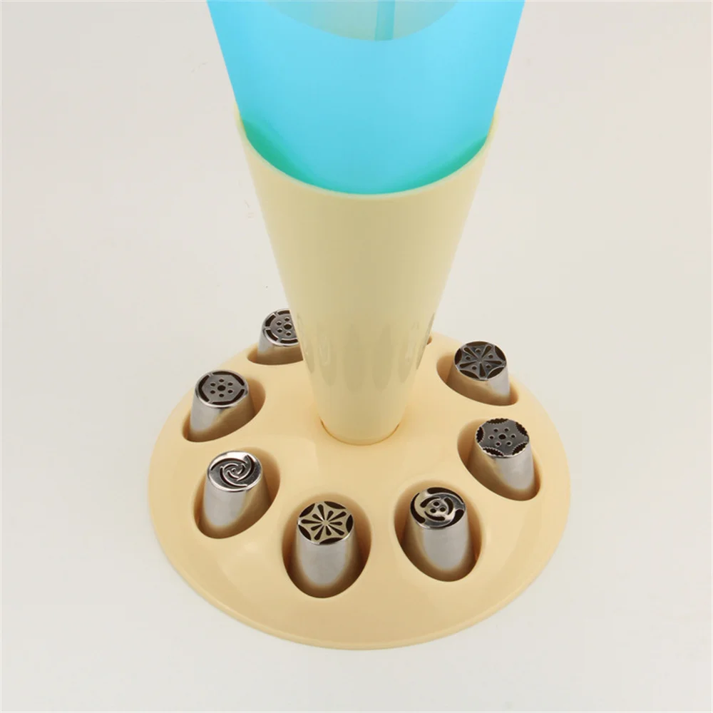 

Piping Bags Rack Pastry Bags Holder For Easy Filling Icing Piping Bags Stand Nozzle Decorating Tips Stand For Baking Accessories