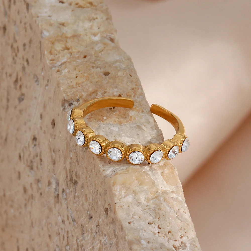 

Minimalist Style Shiny Clear White Zircon Stone Paved Adjustable Gold Ring Tarnish Free Jewelry Stainless Steel Party Ring