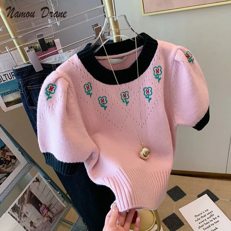 

Namou Drane Chic Sweet Floral Embroidery Knitted Sweaters Causal Puff Sleeve O-neck Knitwear 2022 Spring New Short Pullover Tops