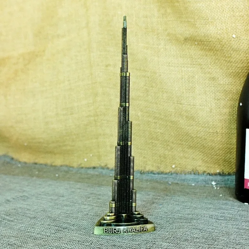 

Металлическая статуэтка «Модель Свободы» Sunchamo