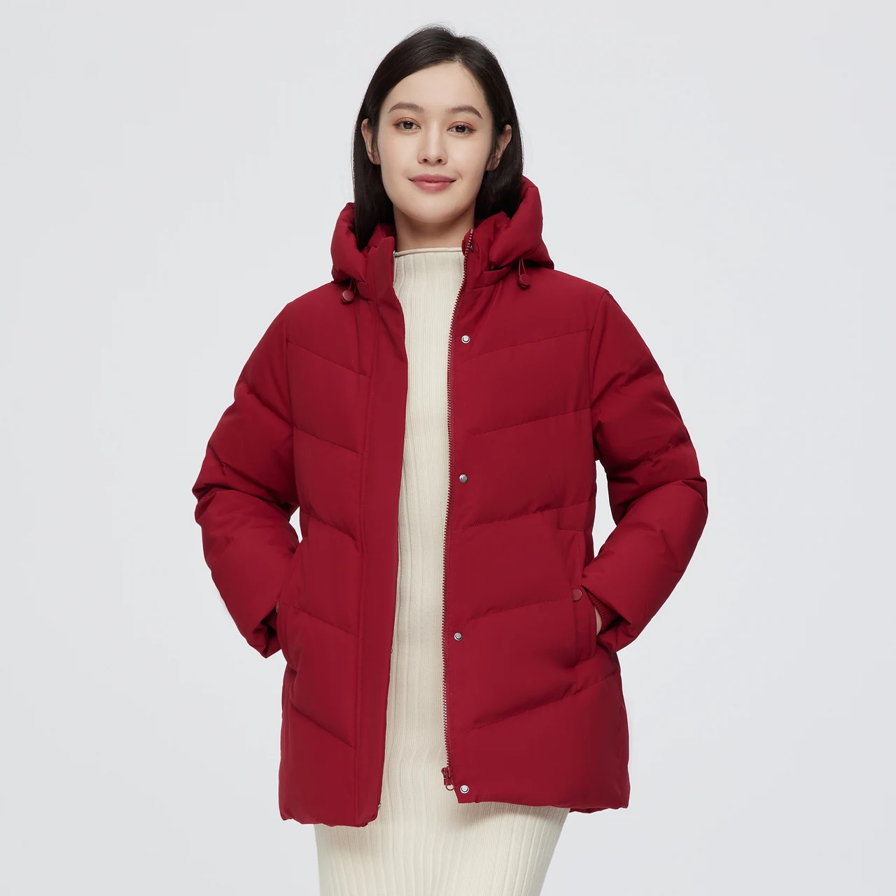 Зимнее пальто для женщин 2024 Модная приталенная пуховая куртка с капюшоном