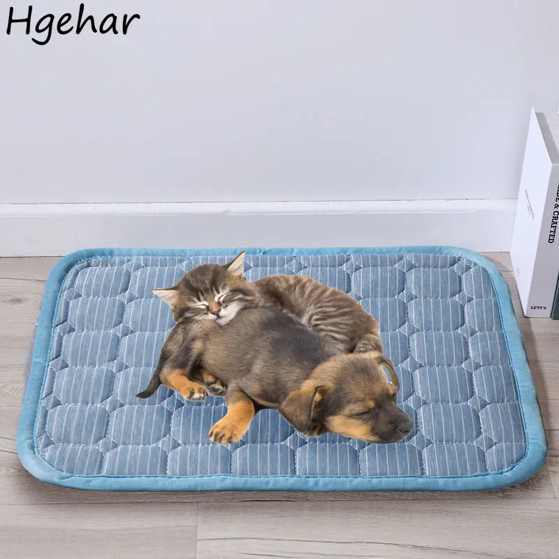 

Dog Bed Mats Four Seasons Washable Portable Travel Sleeping Kennel Double-sided Small Pets Litter Soft Comfortable Dogs Supplies