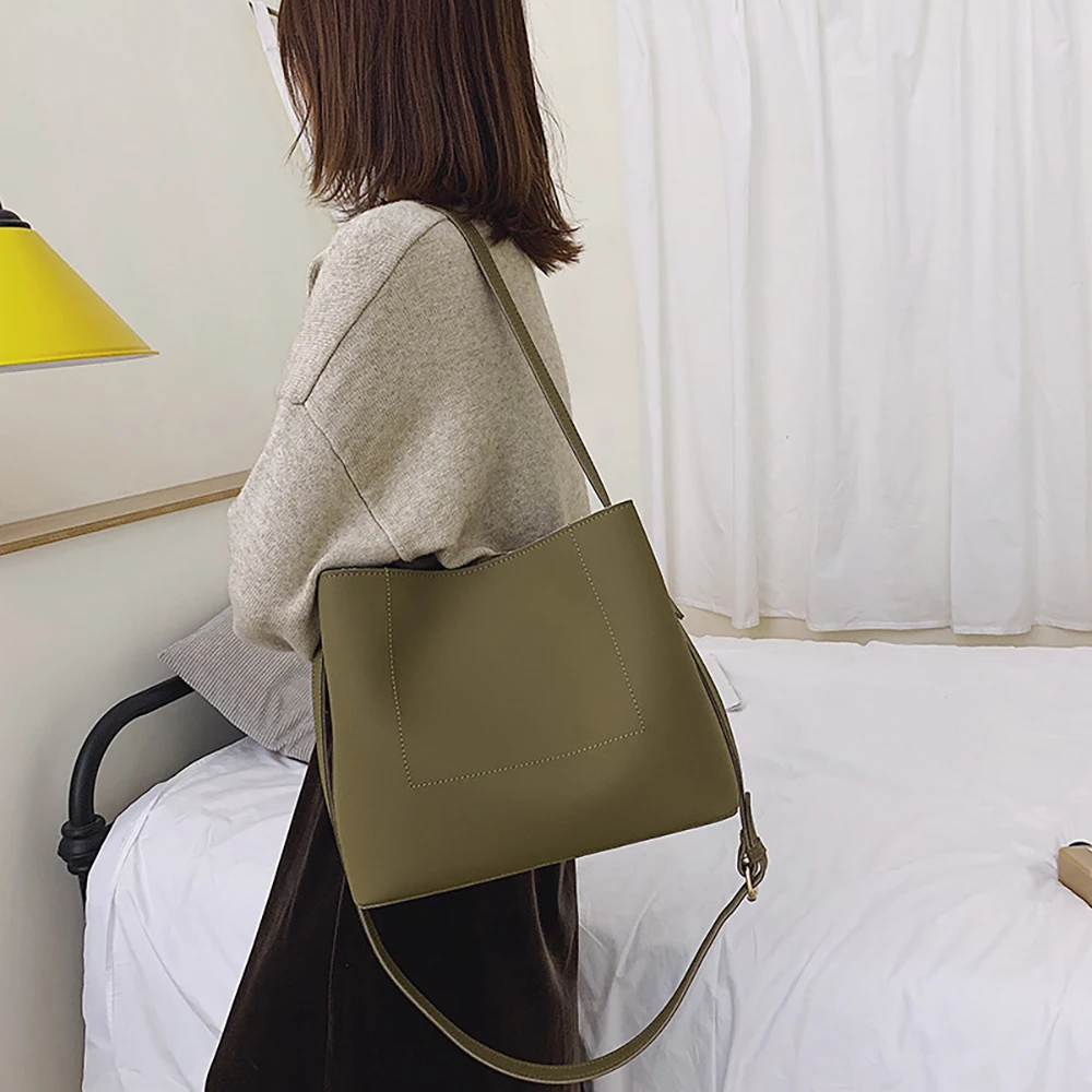 

Single Shoulder Thread Messenger Bag Female Crossbody Wide Strap Retro Casual Handbag Solid Color Leather Matte Soft Bucket Bag