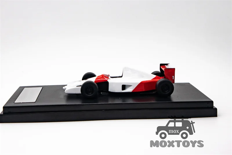 Литая модель автомобиля LCD 1:64 F1 MP4/6 No.1 A.Senna