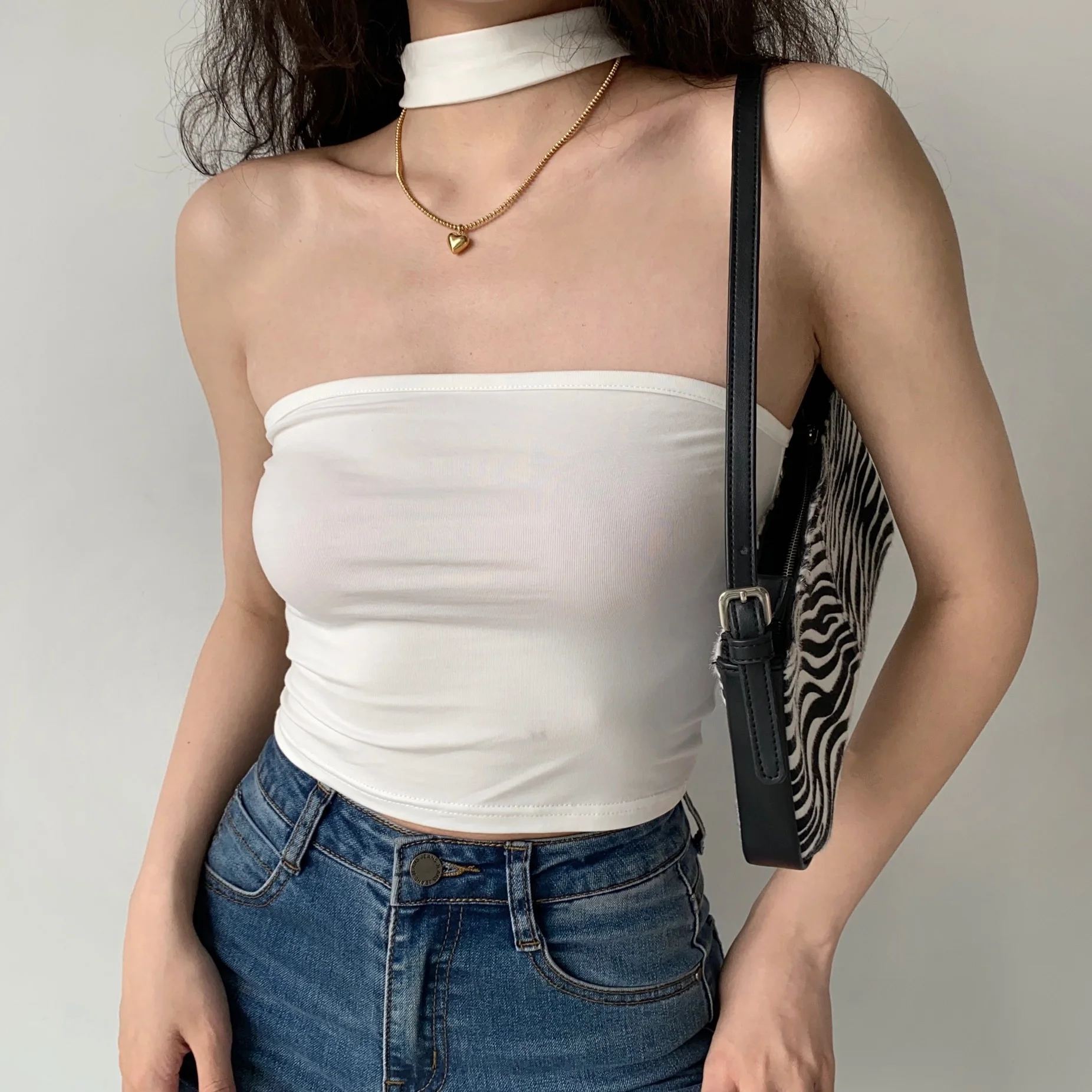 

Женский топ, бюстгальтер с подвесным воротником, женская одежда, короткий топ с открытым пупком для лета, сексуальная горячая девушка Nuyoah