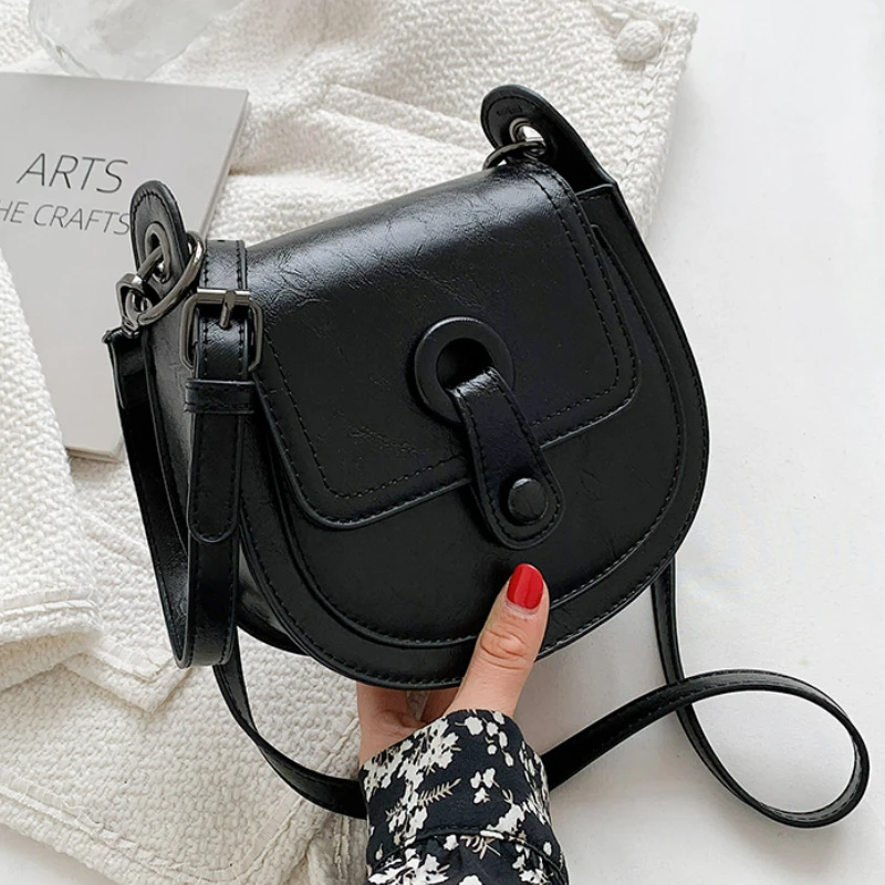 

LEFTSIDE Mini Designer PU Leather Saddle Crossbody Shoulder Bags for Women 2022 hit Winter Simple Fashion Lady Travel Handbags