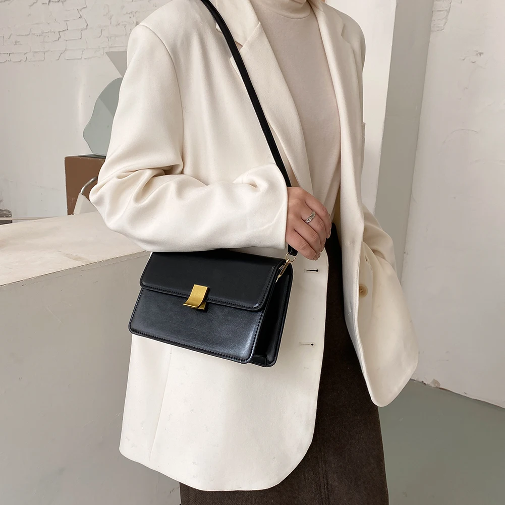 

Simply Crossbody Bag Envelope Tote Color Simple Messenger Bag Lady Chain Travel Small Handbags for Women 2020