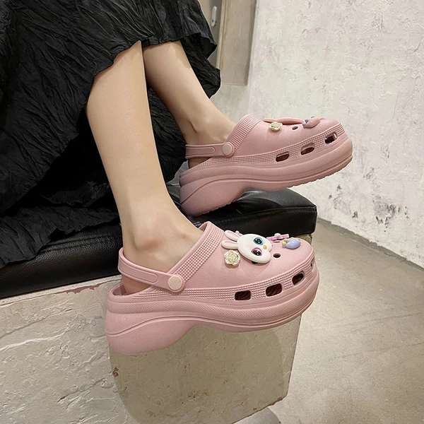 

Med Flat Shoes Female Fretwork Heels Ladies' Slippers Luxury Slides Cover Toe Platform Designer Girl Rome PU Rubber Fabric