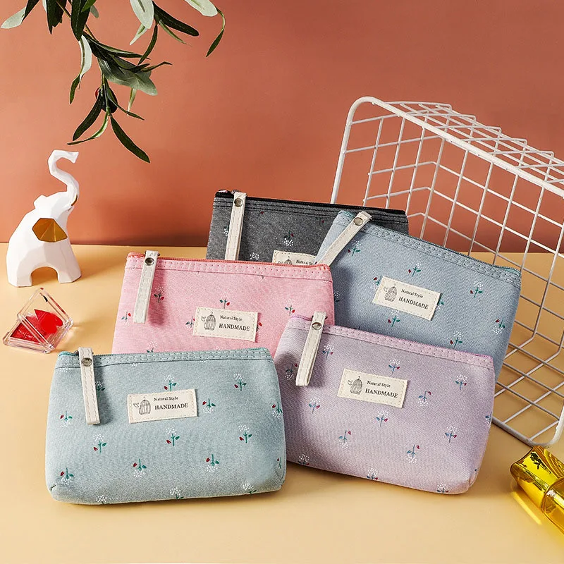 

Cosmetic Bag Korean Flower Beauty Pouch Necesserie Makeup Bag Cosmetics Organizer Large Women's Travel Toiletry Bags Case