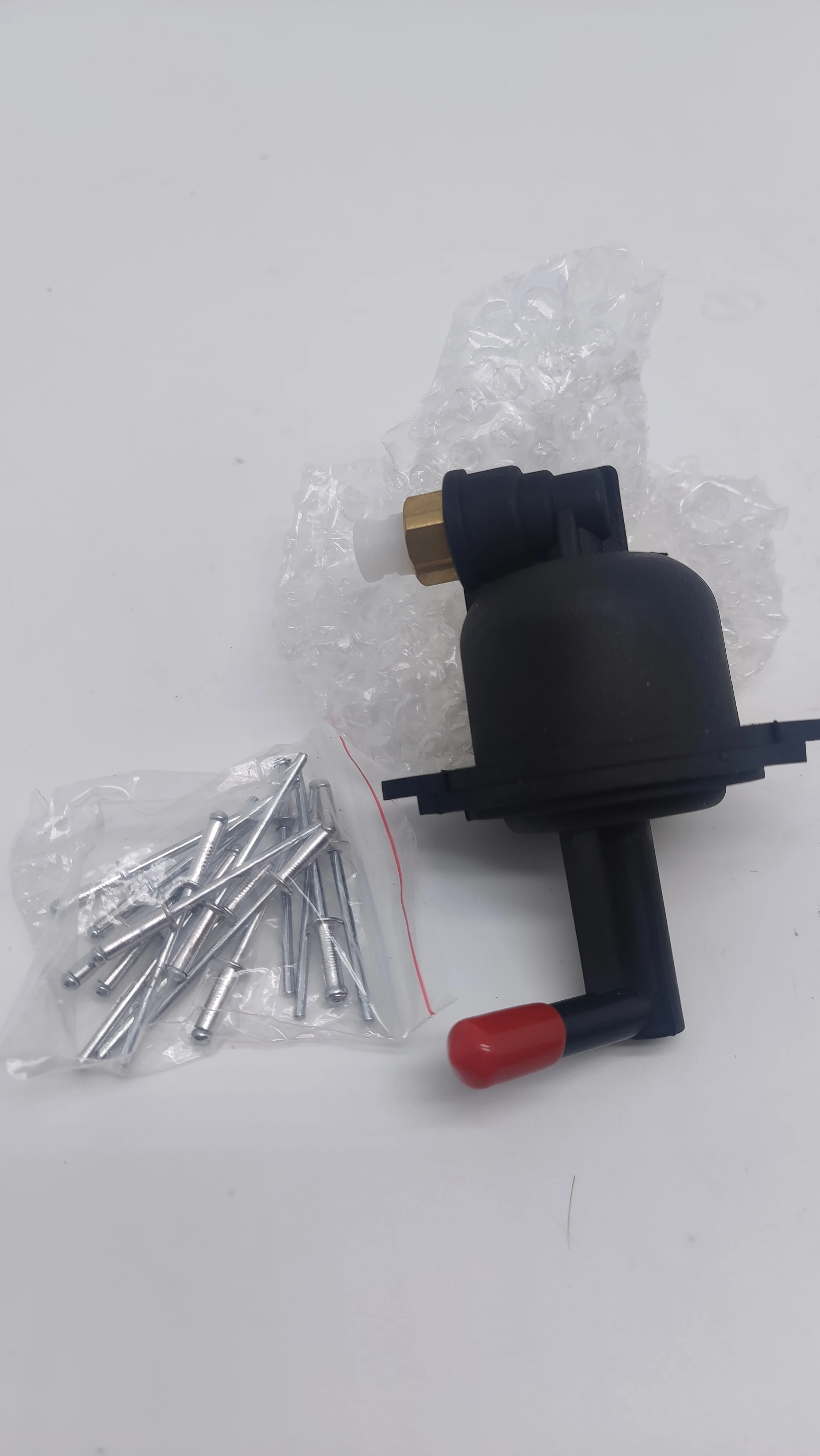 Воздушная подвеска LR095836 LR140035 LR121262 Расширительная камера подходит для Range Rover