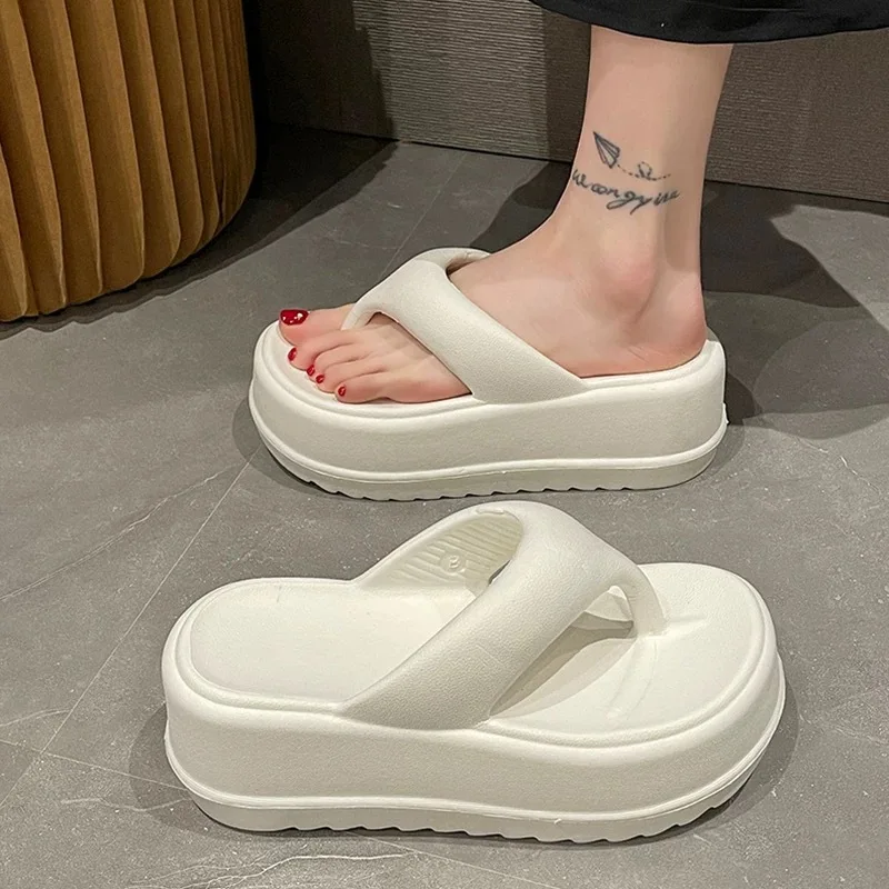 Summer Women 6CM Platform Slippers EVA Soft Sides Shoes Garden Shoes Wedges Sweet Sandals Antiskid Female Flip Flops For Stenio