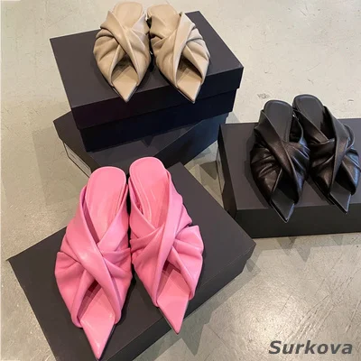 Summer New French Design Sense Pointed Toe Open-Toe Pleated Muller Shoes Women Street Wear Casual Flat Slippers Fashion Sandals