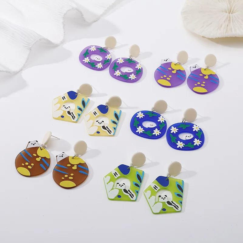 

Vintage Forest Animal Plant Pattern Big Round Earrings for Women Resin Green Color Simple Daily Life Jewelry Accessories