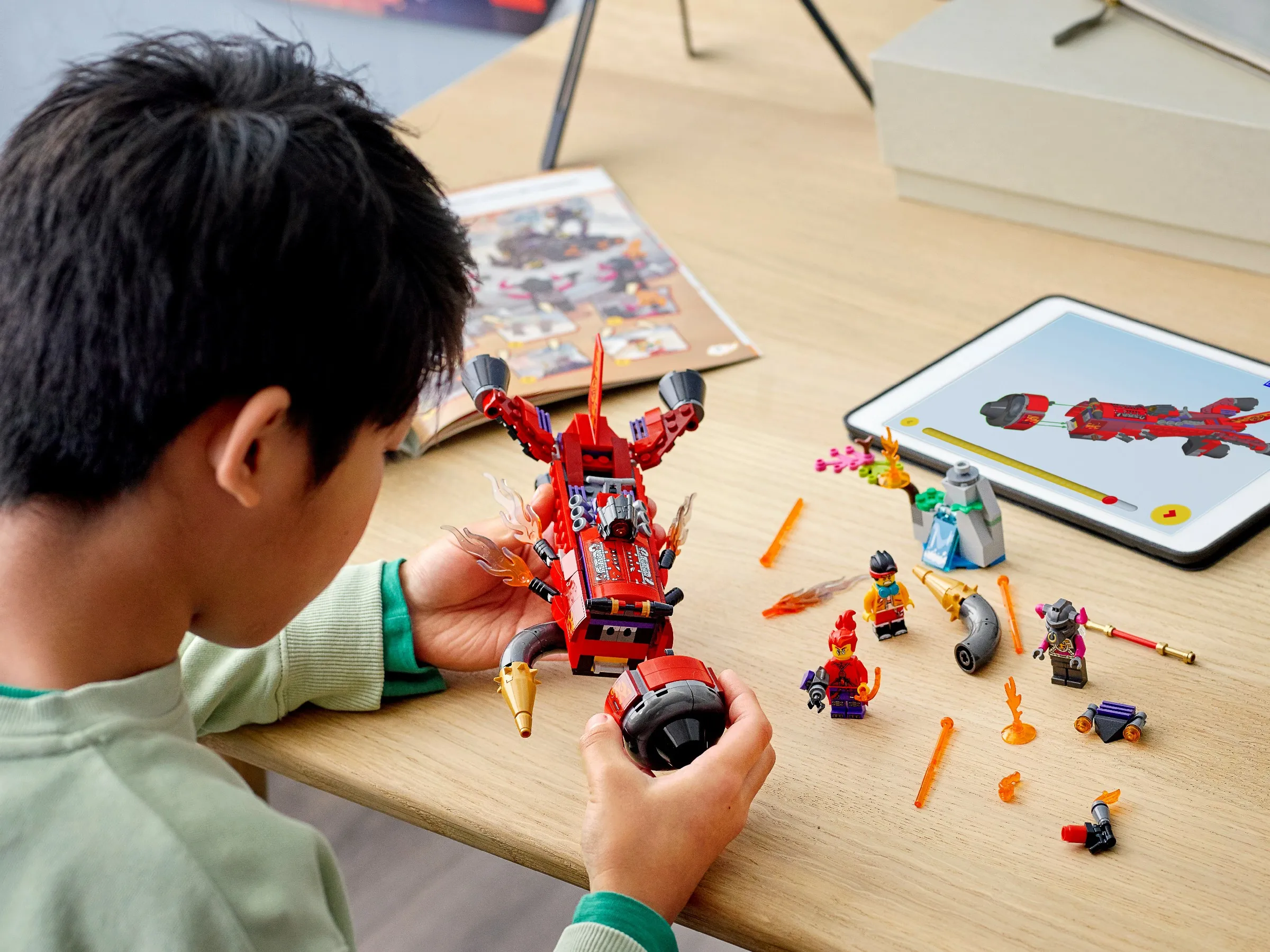 Фото Конструктор LEGO & Monkie детский красный сын Инферно Jet детские строительные блоки игрушки подарок 80019 №2