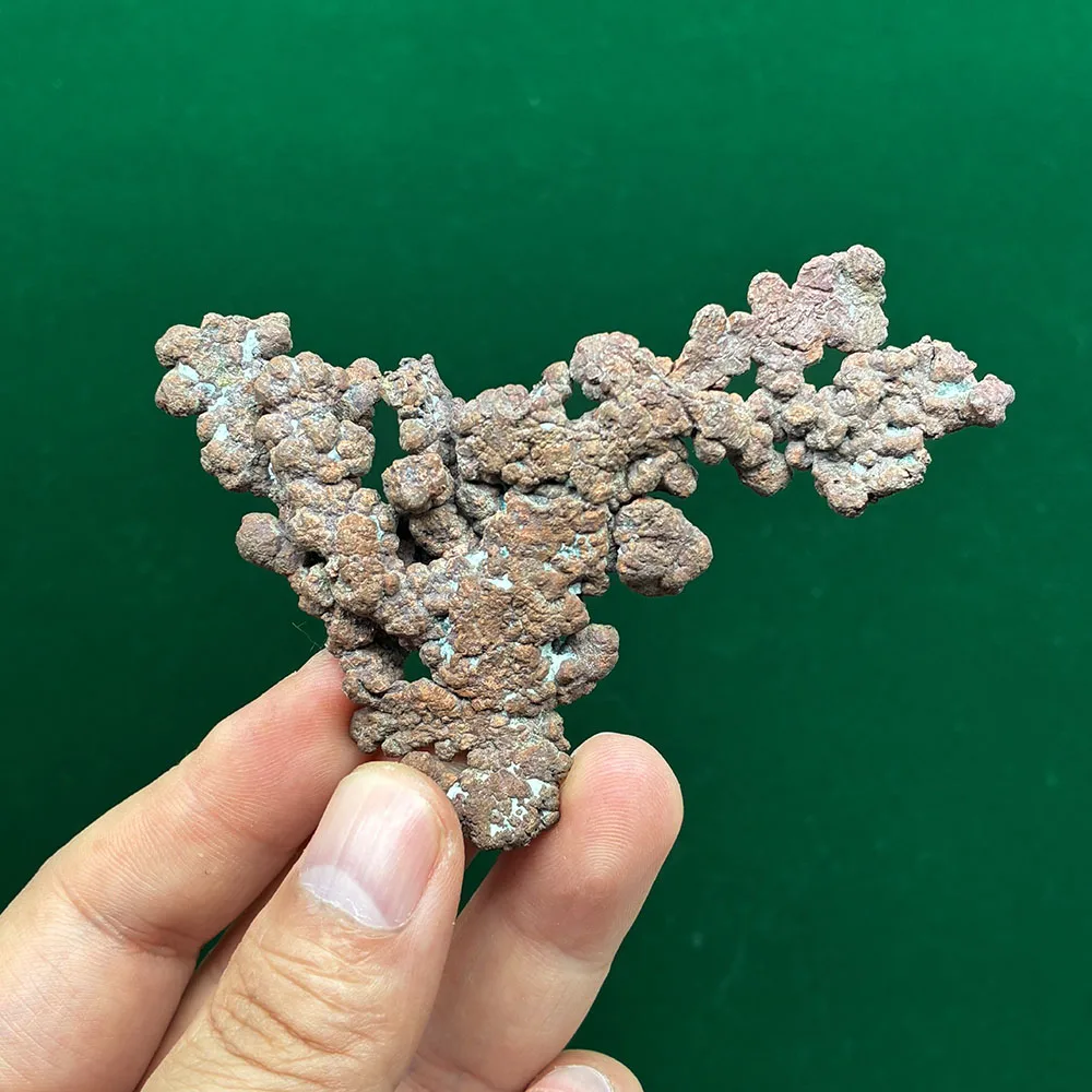 

Образец минерала Бронзиет из меди из Конго