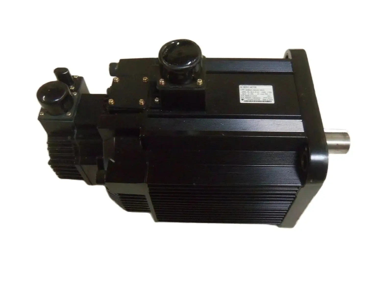 Новый SGMGH-44A2A-YR14 AC Серводвигатель SGMGH44A2AYR14