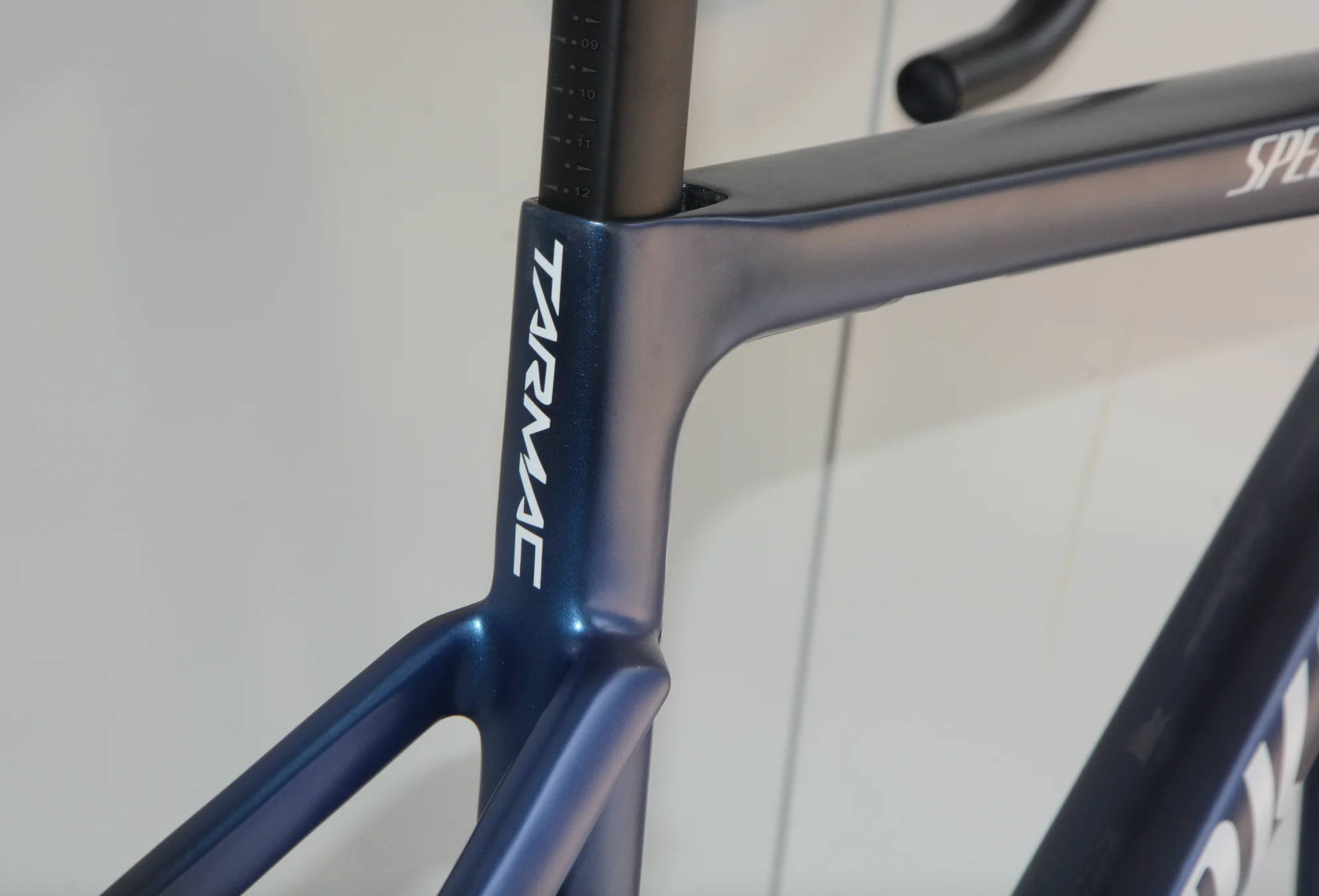 

High quality road bicyle SL7 1:1 carbon frame thru axle 100*12 142*12mm flat-mount disc 700C carbon bike frame 3 years Warranty