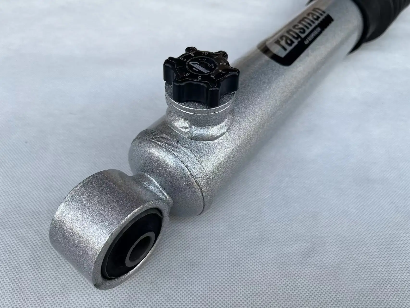 Автомобильный Передний Задний амортизатор для Suzuki D-Max 2012-2019 супер портативный