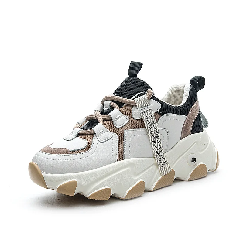 

Женские кроссовки из натуральной кожи, на платформе