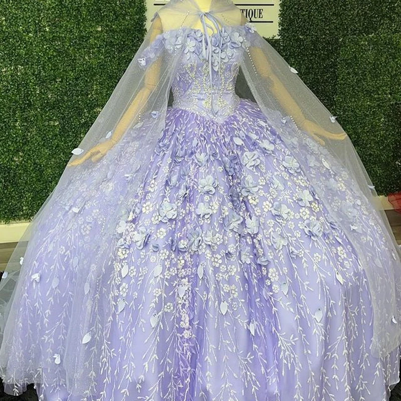 

2023 Sparkly Lavender 15 Year Old Girls Quinceanera Dresses Ball Gown With 3D Flowers Cape Birthday Party Gowns
