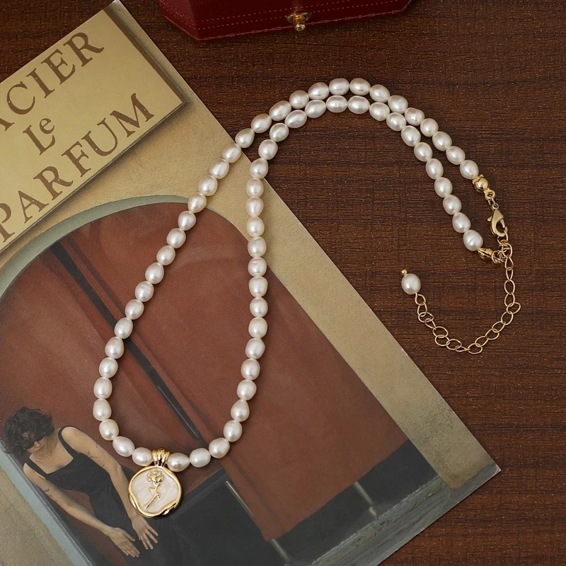 

Женское Ожерелье с натуральным пресноводным жемчугом, колье с кулоном из проса, цепочка до ключиц, роскошное Ювелирное Украшение для вечери...