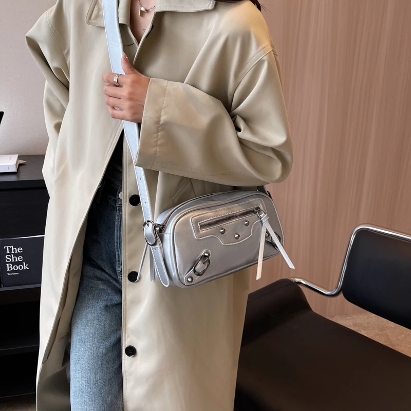 Fashion Rivet Design Shoulder Bags For Women Luxury Brand Small Leather Totes 2023 Trendy Handbags And Purses Lady Crossbody Bag