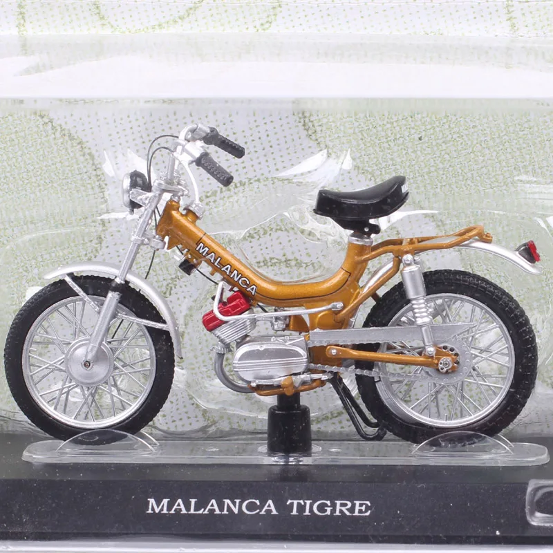

1/18 Scale Small Atlas Malanca Tigre 50cc Scooter Moped Model Diecast Motorcycle Vehicle Gift Toy Replicas Gold For Collection