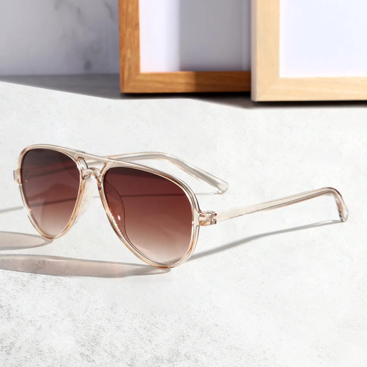 Ультралегкие зеркальные солнцезащитные очки T133 в стиле ретро