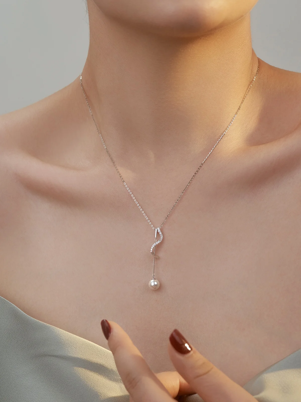 Hesheng New 925 Sterling Pearl Pendant Choker Women Elegant High Sense Necklace Spring and Summer Qixi Gift