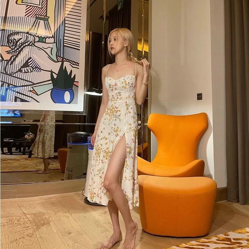 

Summer New 2023 Fragmented Flower Split Sexy Slim Fit Mid length Suspended Dress French Women's Wear