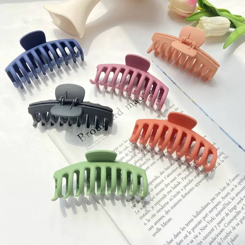 Sale Solid Color Claw Clip Large Barrette Crab Hair Claws Bath Clip Ponytail Clip For Women Girls Hair Accessories Gift