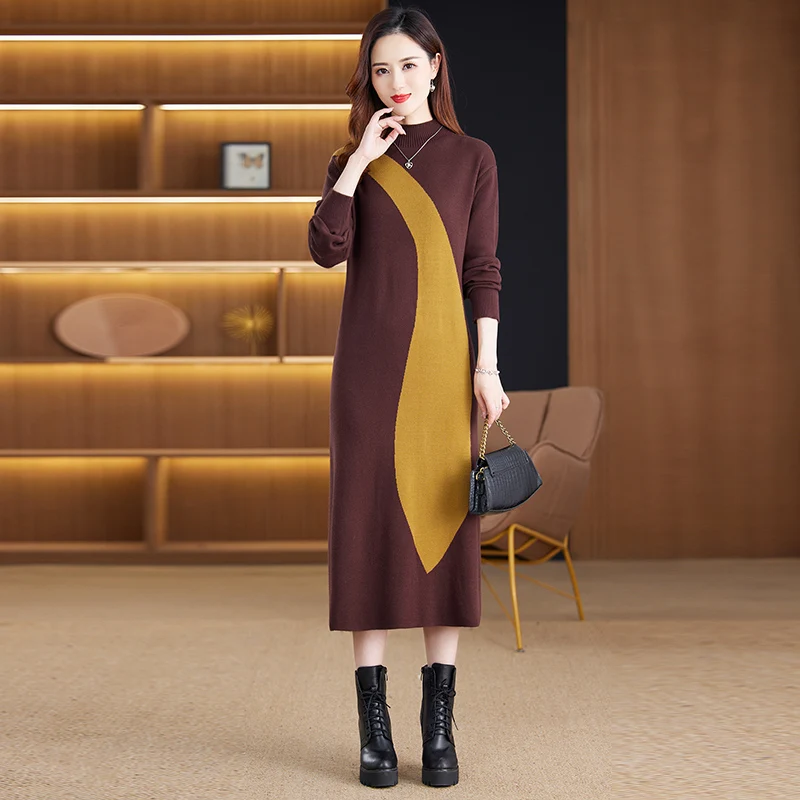 Рисунок 2 - Женский свитер с круглым вырезом