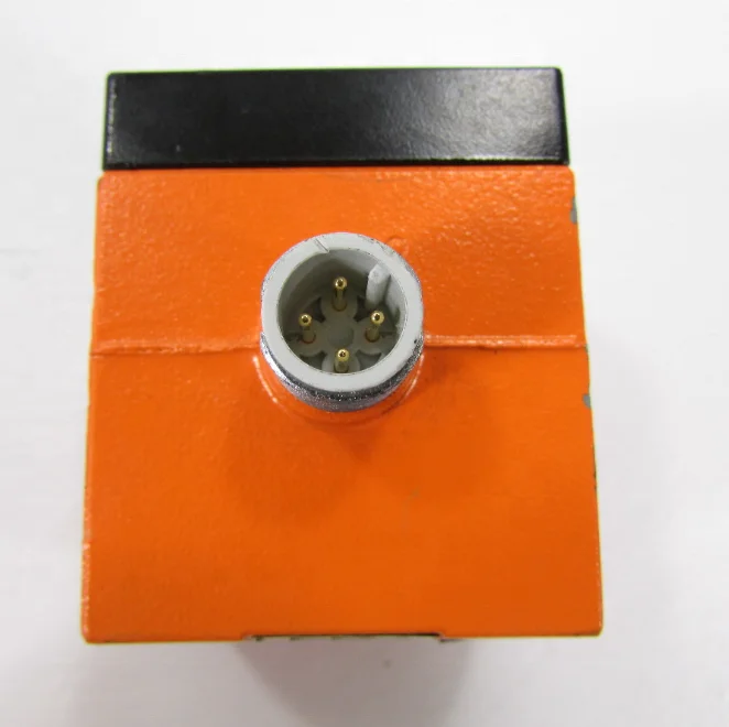 Новый и Лучшая цена фотоэлектрический датчик расстояния IFM 01D100 01DLF3KG 18-30V DC 150mA