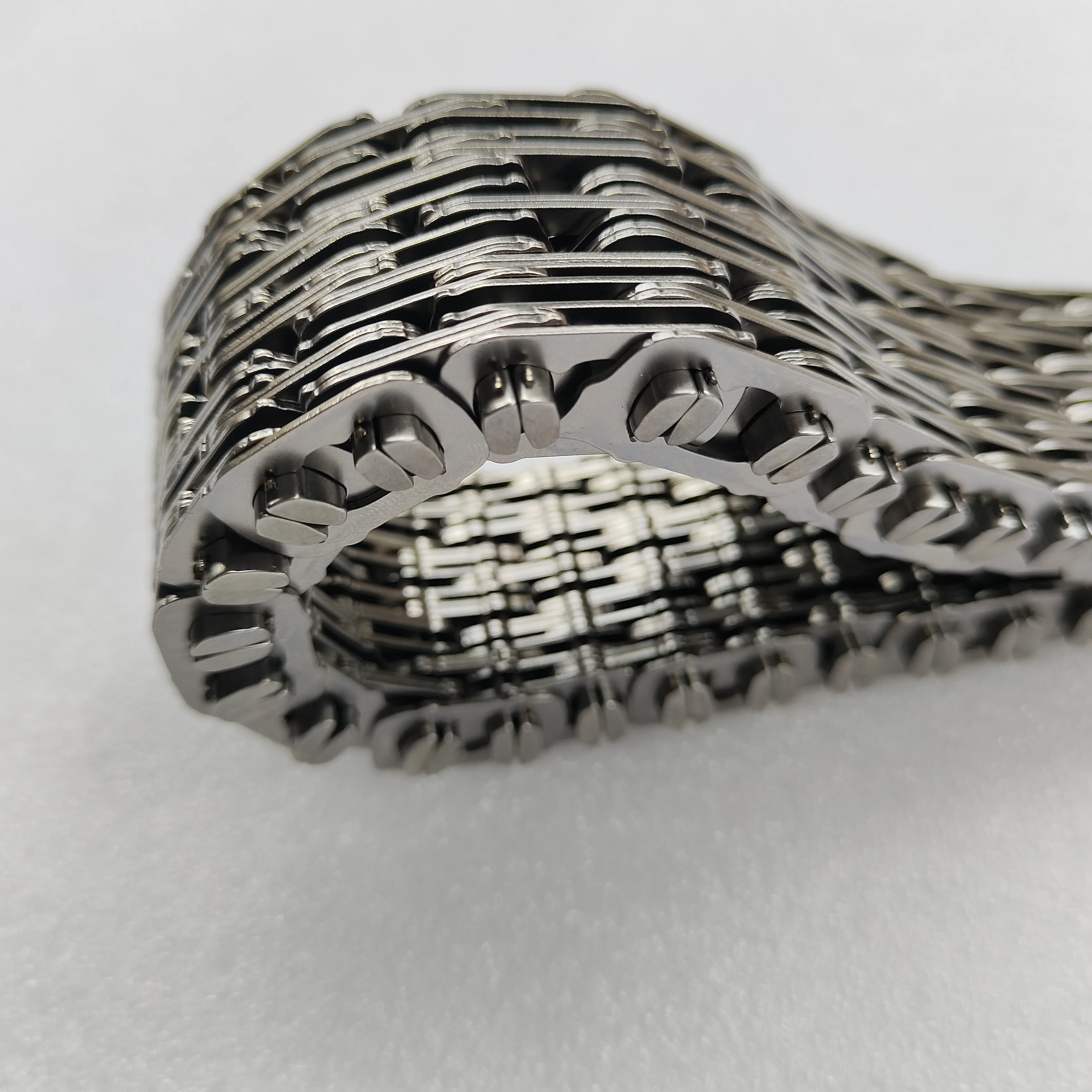 Фото Цепь приводная для АКПП CVT 01J 01T (67521852, 7122082100) для AUDI A4, A6L, A8L. Инструменты и автоаксессуары. №4