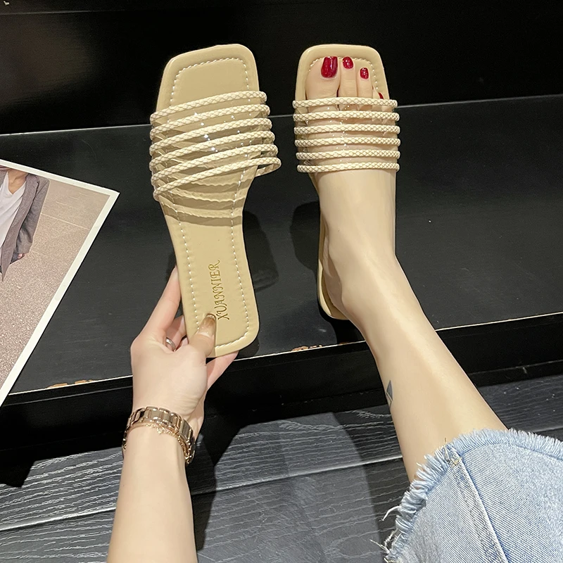 

Sexy Style Summer Women Slippers Fashion Flat Heels Slides Ladies Luxury Design Mules Beach Slippers Flip Flop Woman