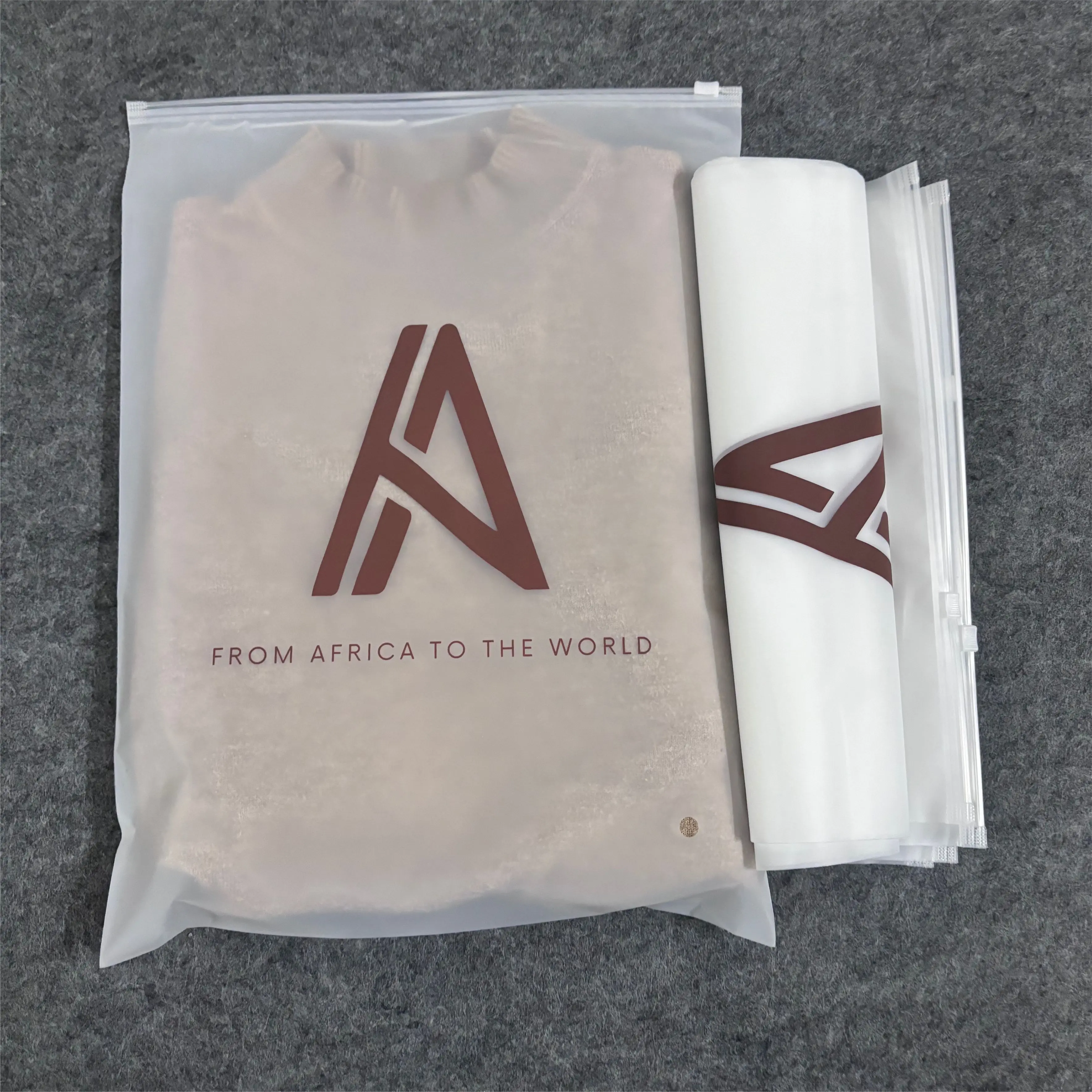 Экологичная дешевая цена на заказ прозрачные матовые пластиковые сумки молнии с