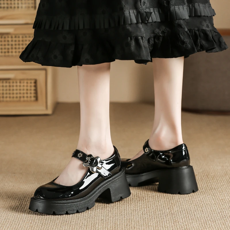 Mary Jane Shoes Women Japanese Lolita Platform Shoes White Round Toe Low Heel Vintage Pumps Buckle Strap College Student Shoes