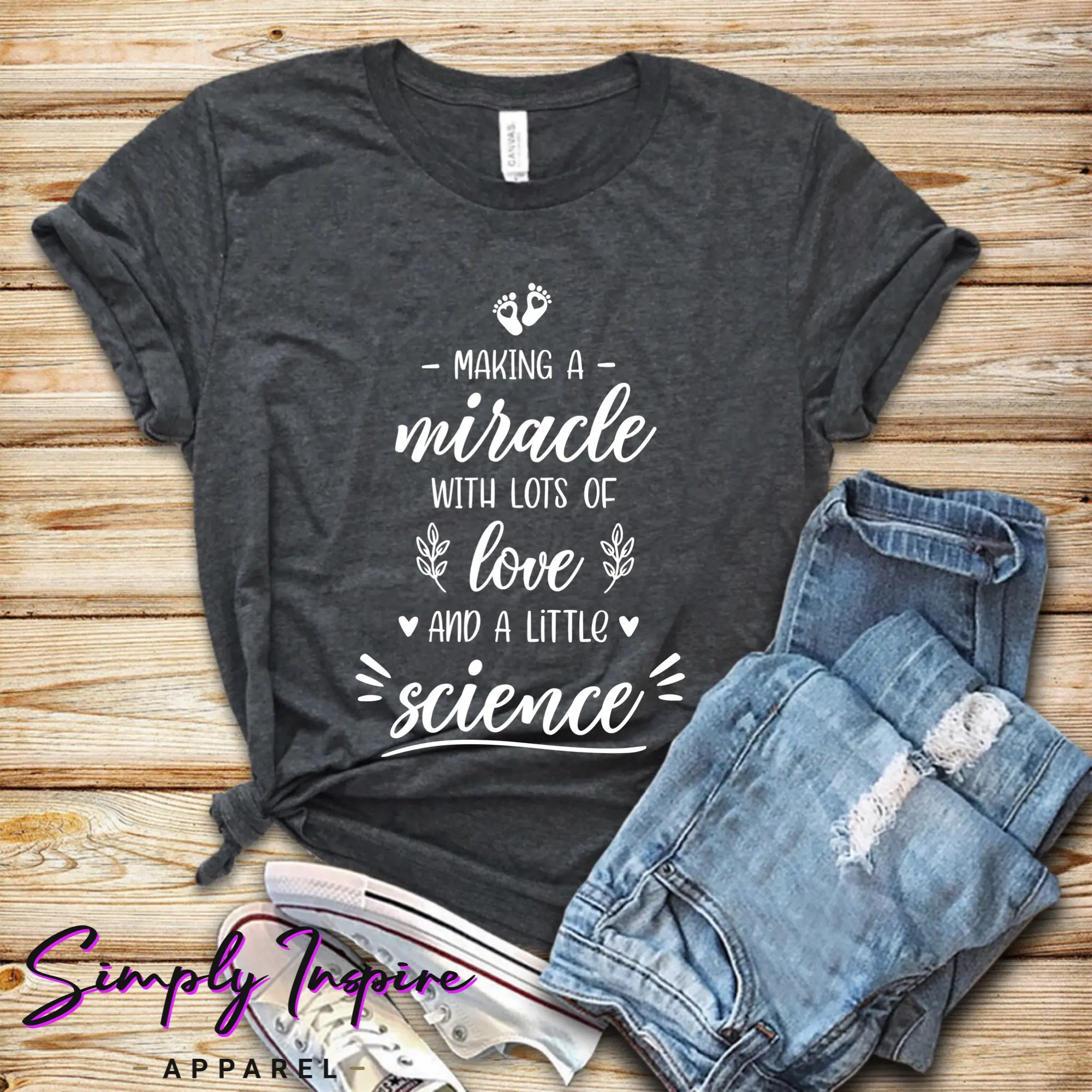 Футболка Ivf Infertility Making A Miracle с множеством любви и маленькой науки милая S для нее