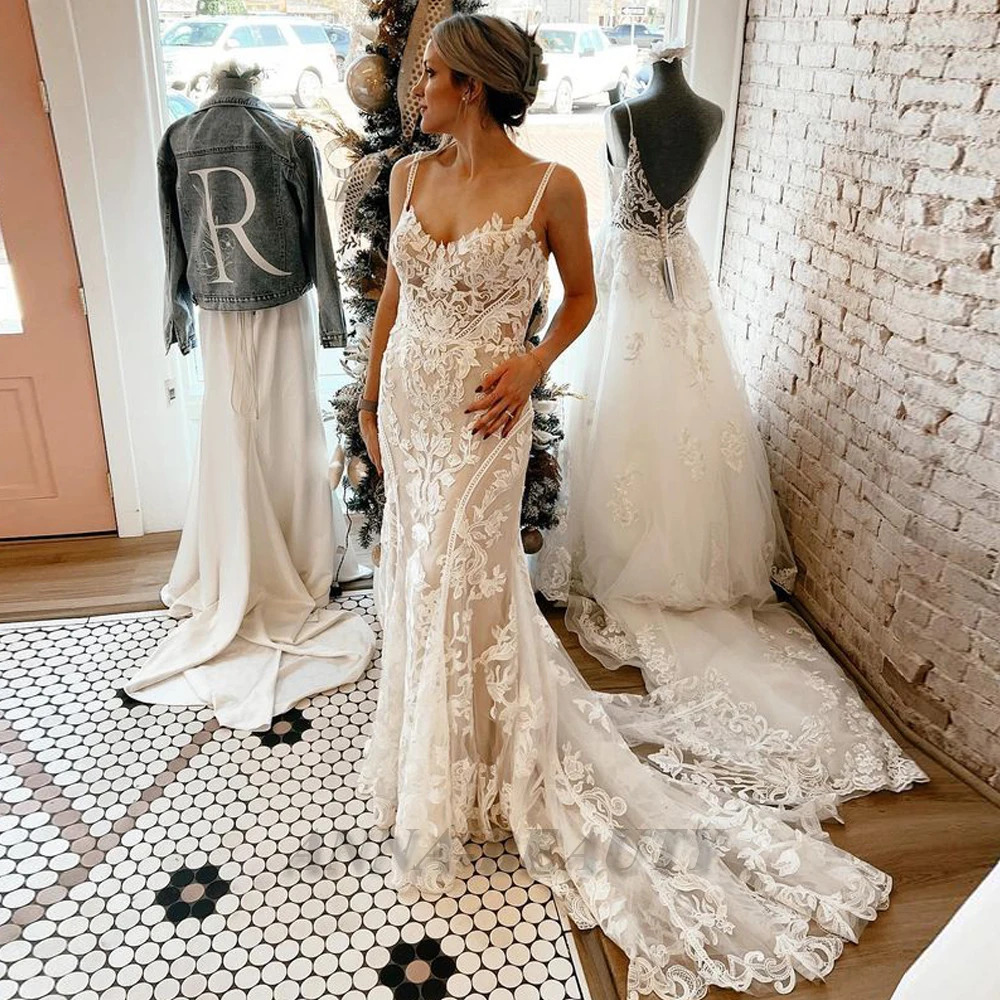 

Anna V Neck Spaghetti Strap Wedding Dresses For Women Trumpet Lace Appliques High End Illusion Sweep Train Bride Gown Customised