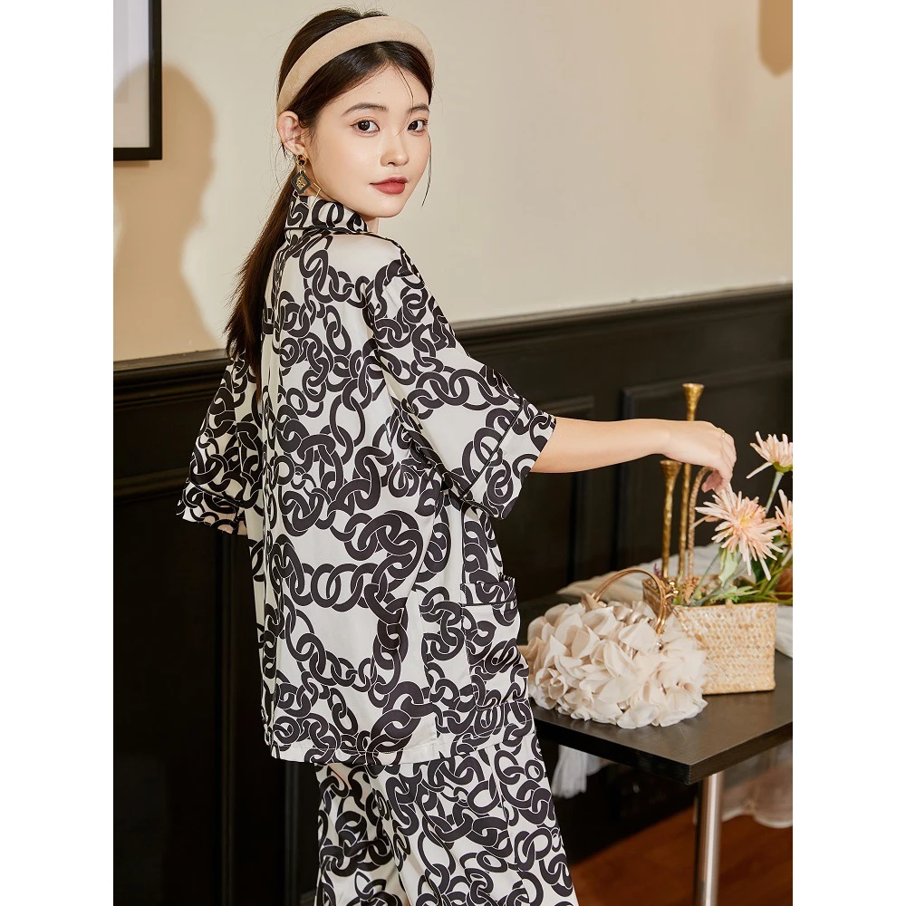 Maison Gabrielle 2022 Summer New Geometric Printed Pajamas Set Loungewear Sleepwear for Women 2 Pieces Short Sleeve Long Pants