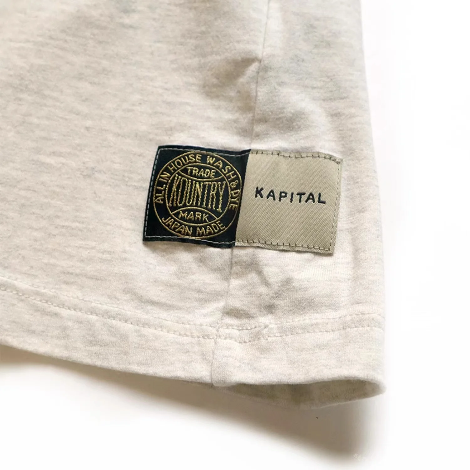 KAPITAL 23SS двухцветная хлопковая футболка с круглым вырезом и короткими рукавами