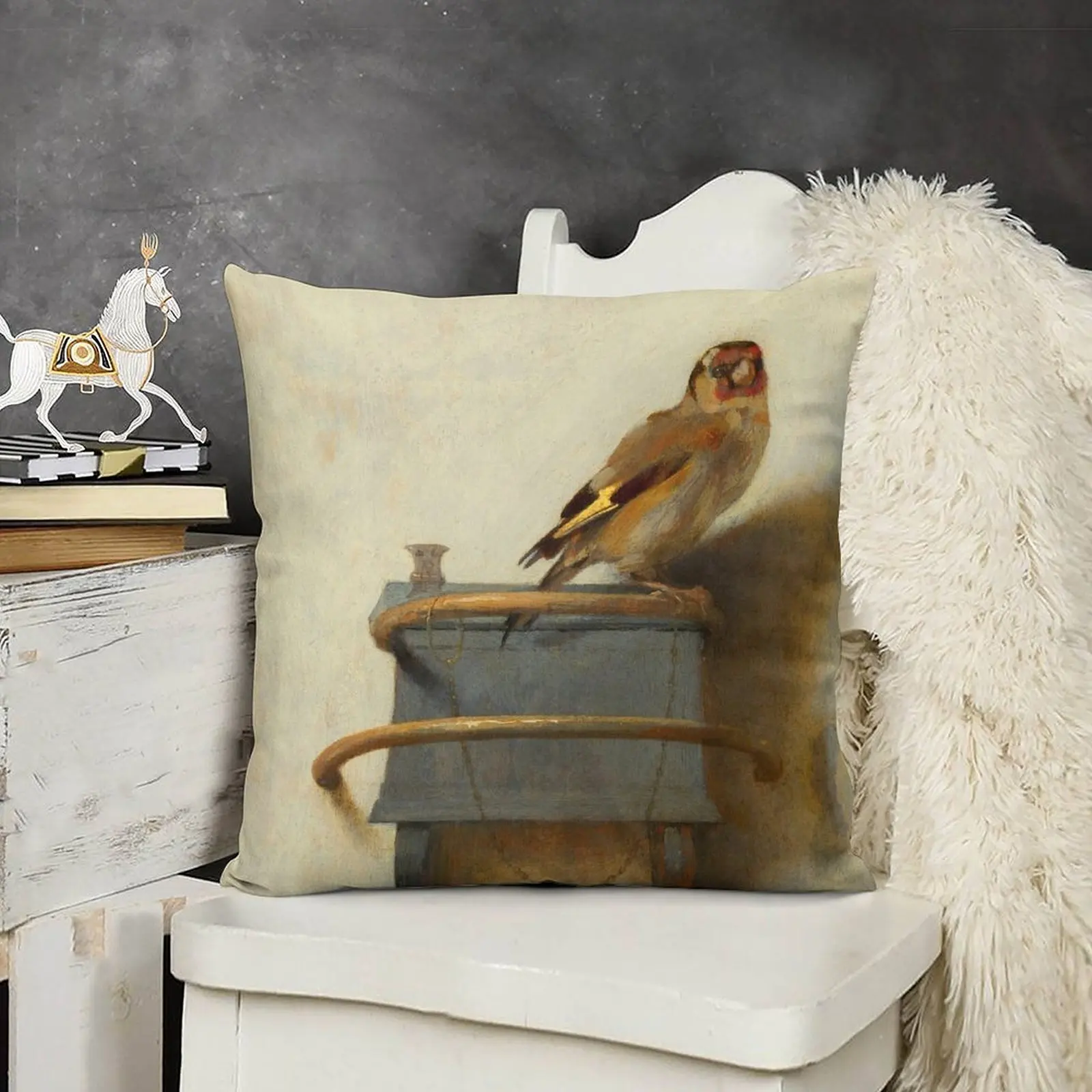 Декоративная декоративная подушка для фотографий Carel сделает драгоценными