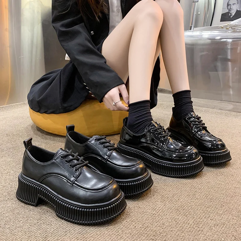 

Туфли женские на платформе, оксфорды, кроссовки, круглый носок, на меху, клоги, повседневная обувь, в британском стиле, осень