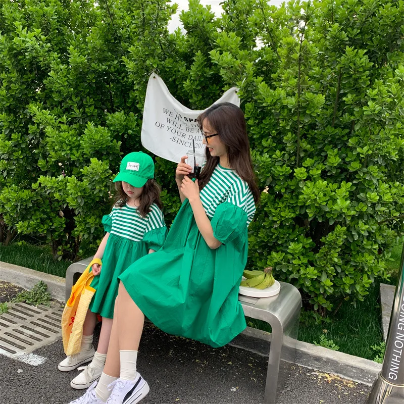 

Mother And Me Matching Summer Dresses Mommy And Daughter Baby Parent-Child Same Dress Girl Fashion Clothes Korean Women Clothing