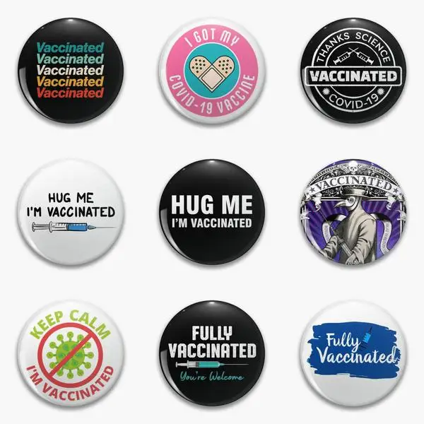 

Металлическая брошь-значок на пуговицах с надписью «Hug Me»