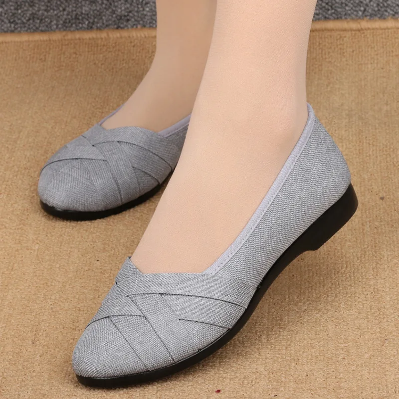 

New Women Fashion High Quality Light Weight Plus Size Flat Shoes Lady Casual Grey Comfortable Shoes Breathable Shoes