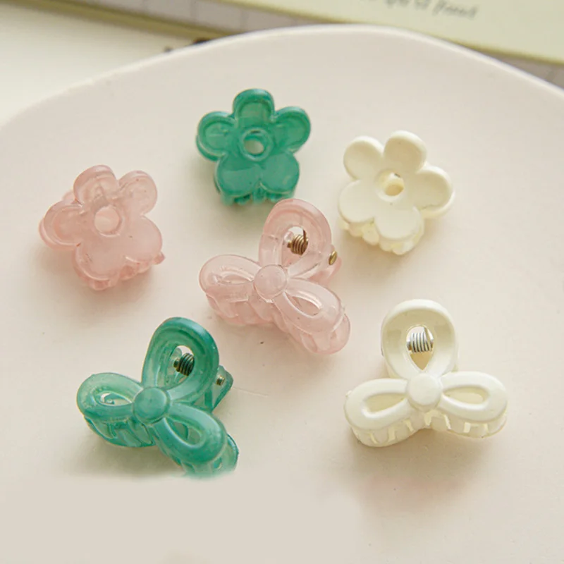 

1pc New Mini Flower Shape Hair Claw Barrettes Small Bowknot Bangs Side Hair Clip Women Girls Claw Crab Fashion Hair Accessories