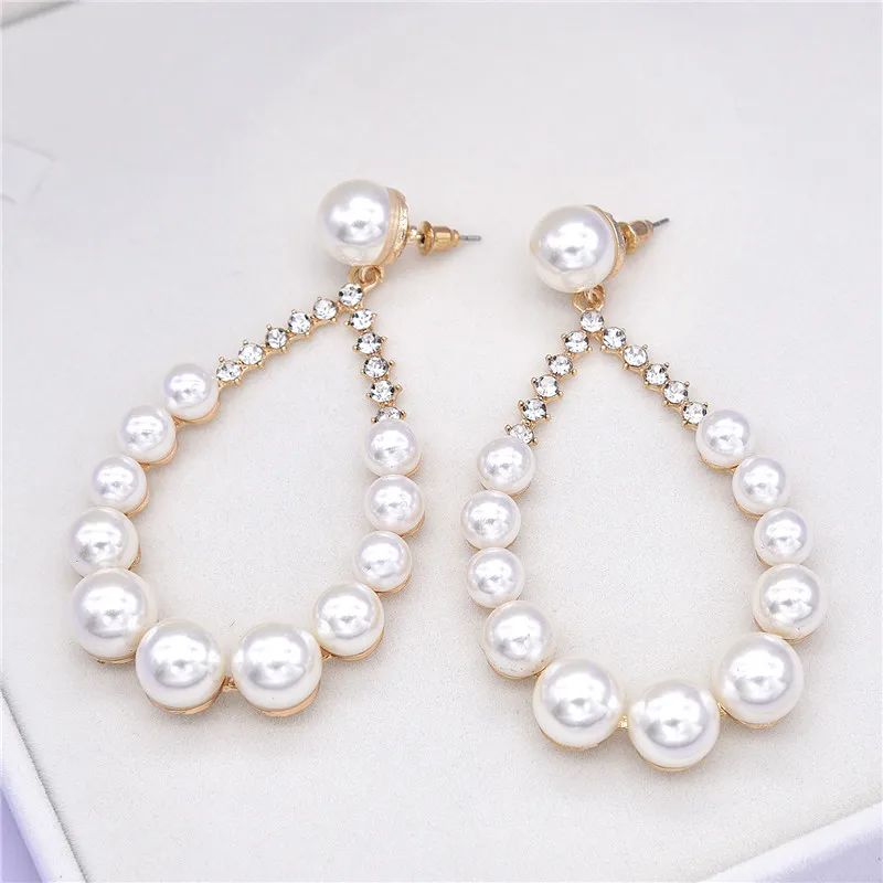 Серьги-кольца женские с белыми жемчужинами большие круглые ювелирные украшения