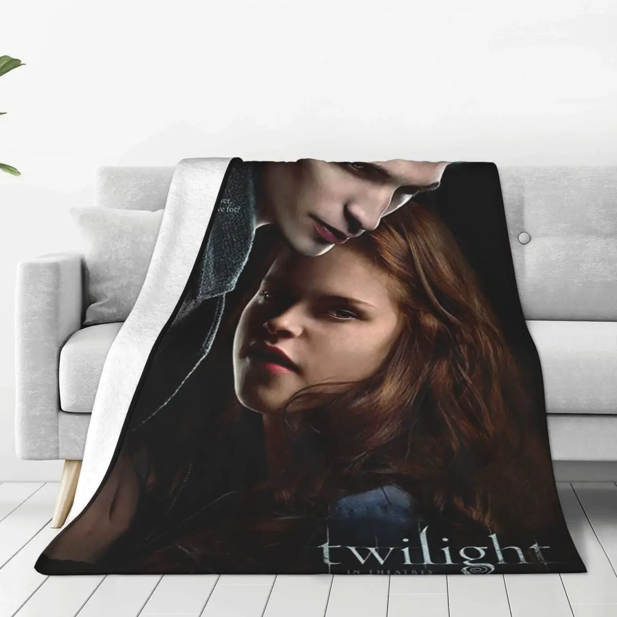 

The Twilight Saga Breaking Dawn Plush Blankets Edward Bella Vampire Fashion Throw Blanket for Bed Sofa Couch 150*125cm Rug Piece