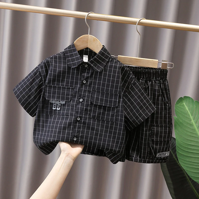 

2022 children's suit new children's Korean casual thin shirt two-piece children's boy clothing suit T-shirt + five-point pants
